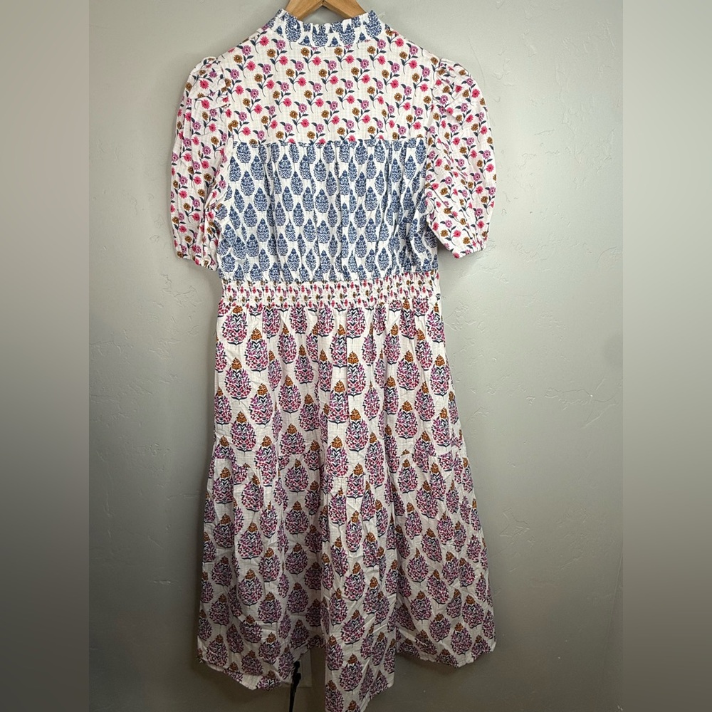 Floral Print Puff-Sleeve Maxi Dress in White and Pink - Picture 8 of 12